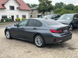 BMW 318 lückenlos Scheckheft+TUV 06/2028+1 Vorbesitz - BMW 318: Limousine