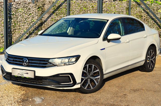 VW Passat Lim. GTE