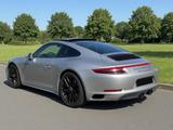 Porsche 911 Carrera 4 GTS *PANO/PDLS+/CARBON* - Porsche: 911 Carrera