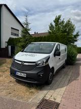Opel Vivaro  - Opel Vivaro in Halle