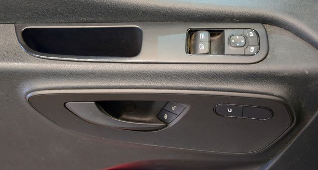 Fahrzeugabbildung Mercedes-Benz Sprinter 317 CDI/43 Maxi Klima Tempomat #73T128