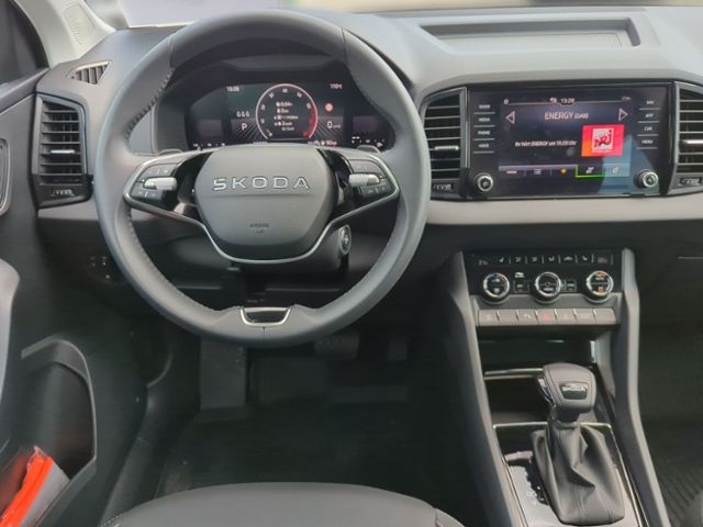 Fahrzeugabbildung SKODA Karoq 1.5 TSI DSG Selection AHK-VORB. RFK MFL SH
