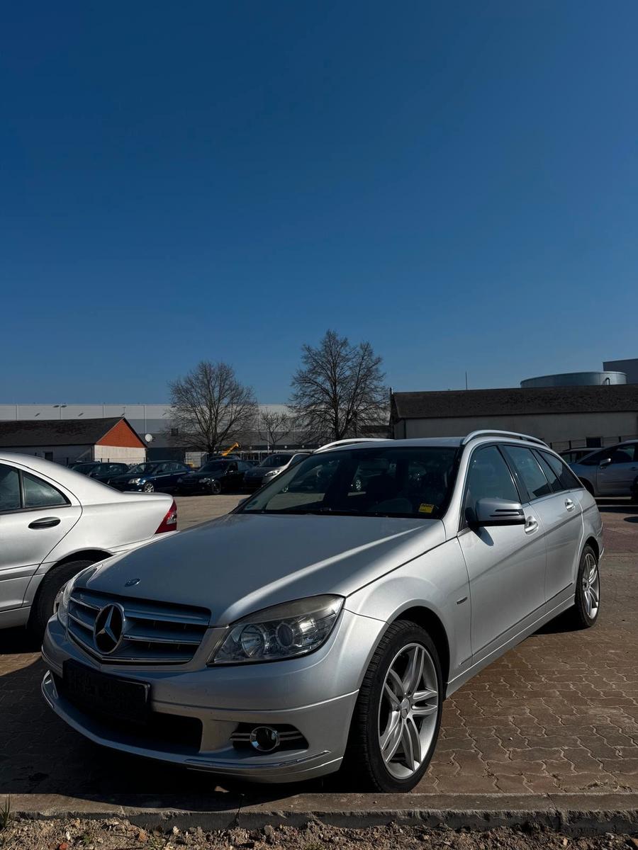 Mercedes-Benz C 220 CDI T AVANTGARDE