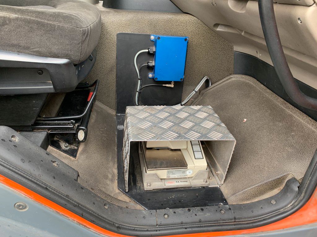 Fahrzeugabbildung DAF FAN CF75 Rohr Tankwagen