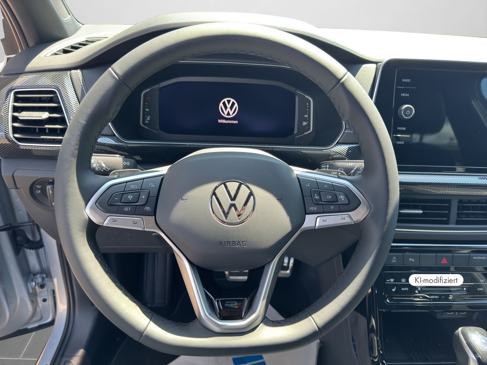 Volkswagen T-Cross - Bild 10