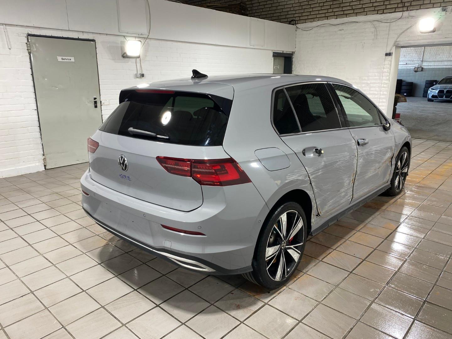 Volkswagen Golf GTE PANO/KAM/NAVI