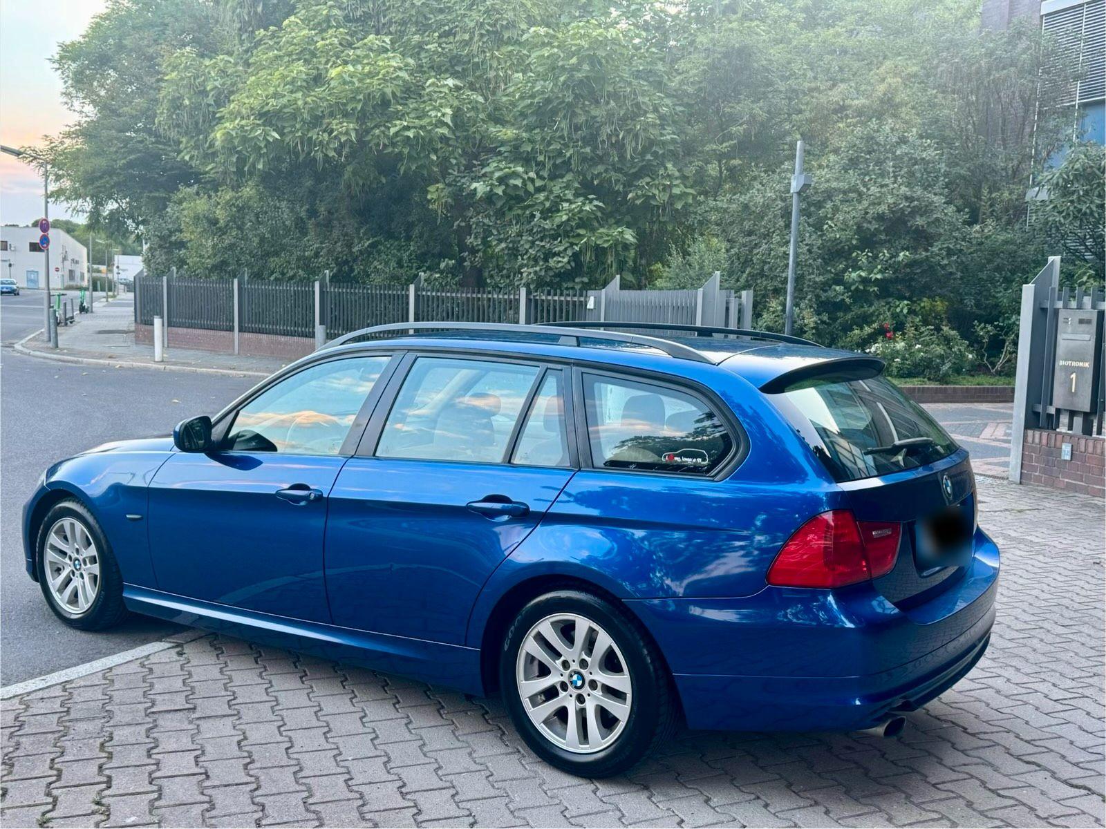 BMW 320 2009 — engine 177 HP (130kW)