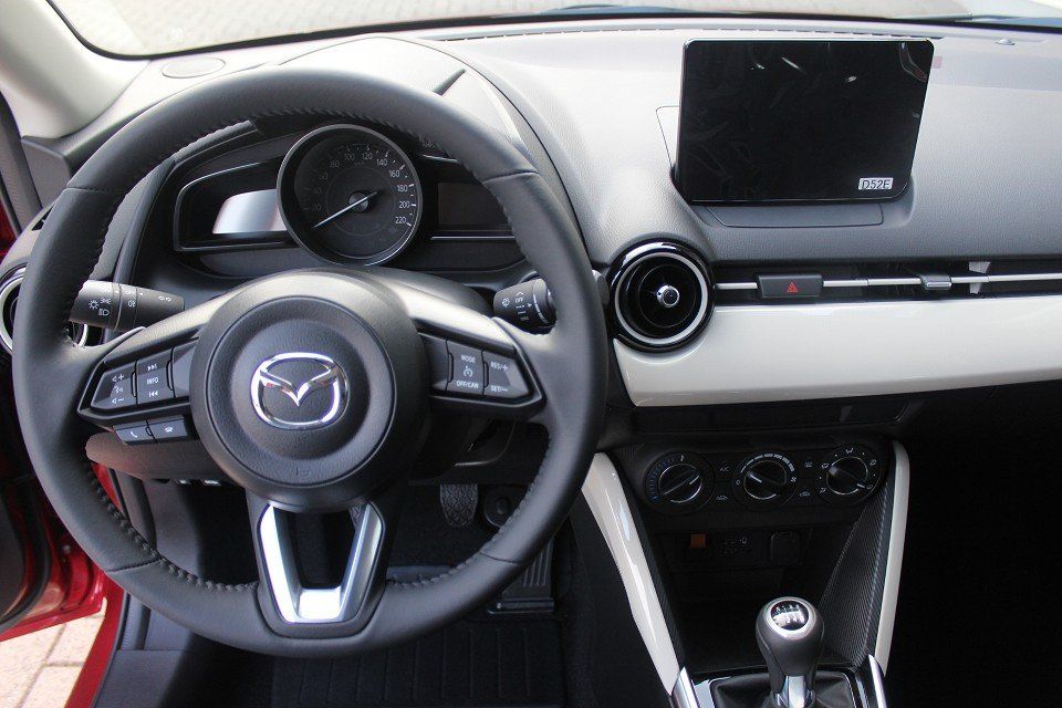 Fahrzeugabbildung Mazda 2 M-Hybrid Center-Line G-90 *Sofort* Klima ACAA
