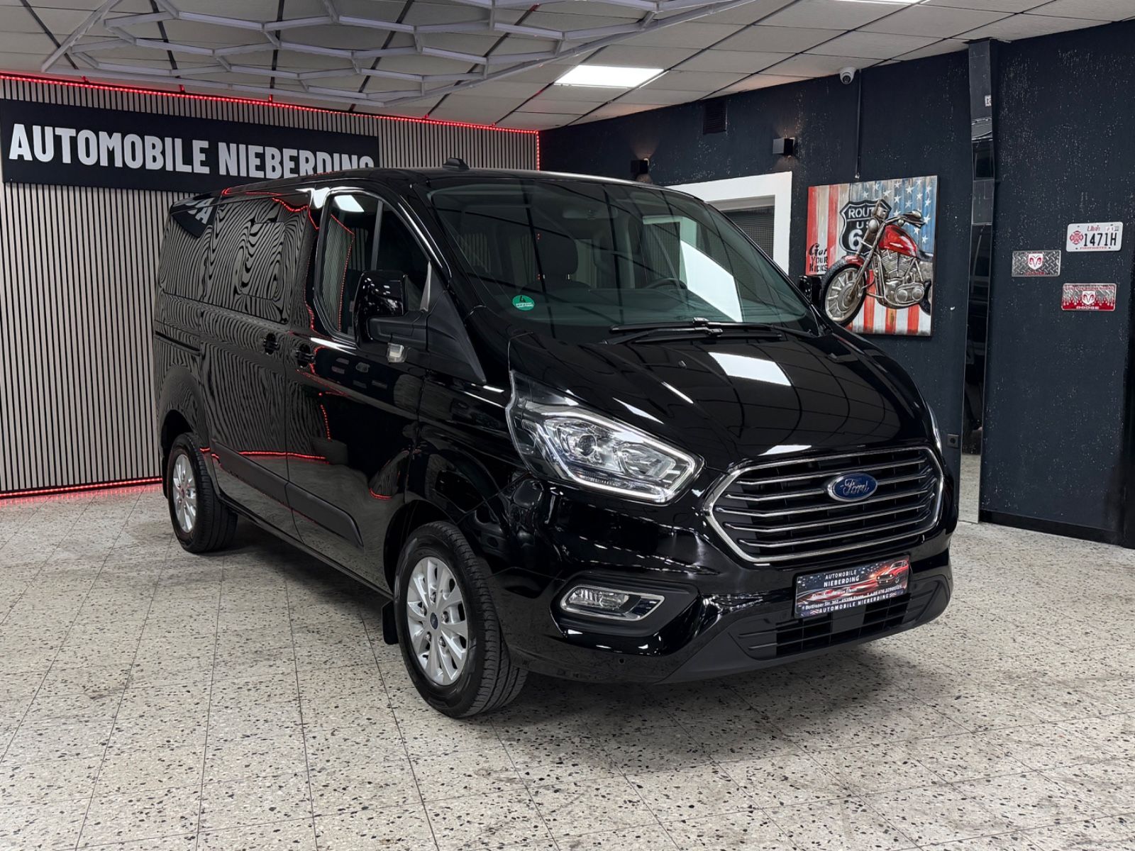 Ford Tourneo Custom Trend 2.0 EcoBlue TDCI 8Sitzer foto 2