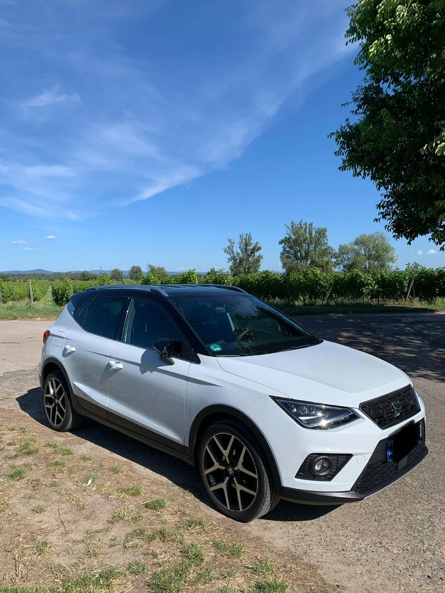SEAT Arona 1.0 TGI Start&amp;Stop 66kW FR (CNG)