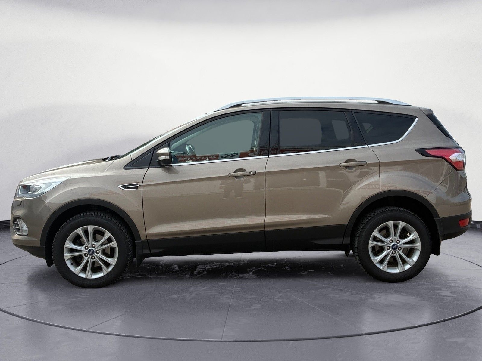 Ford Kuga 1.5 Titanium KLIMA*SHZ*NAVI*TEMPOMAT*KAMERA imagem 2
