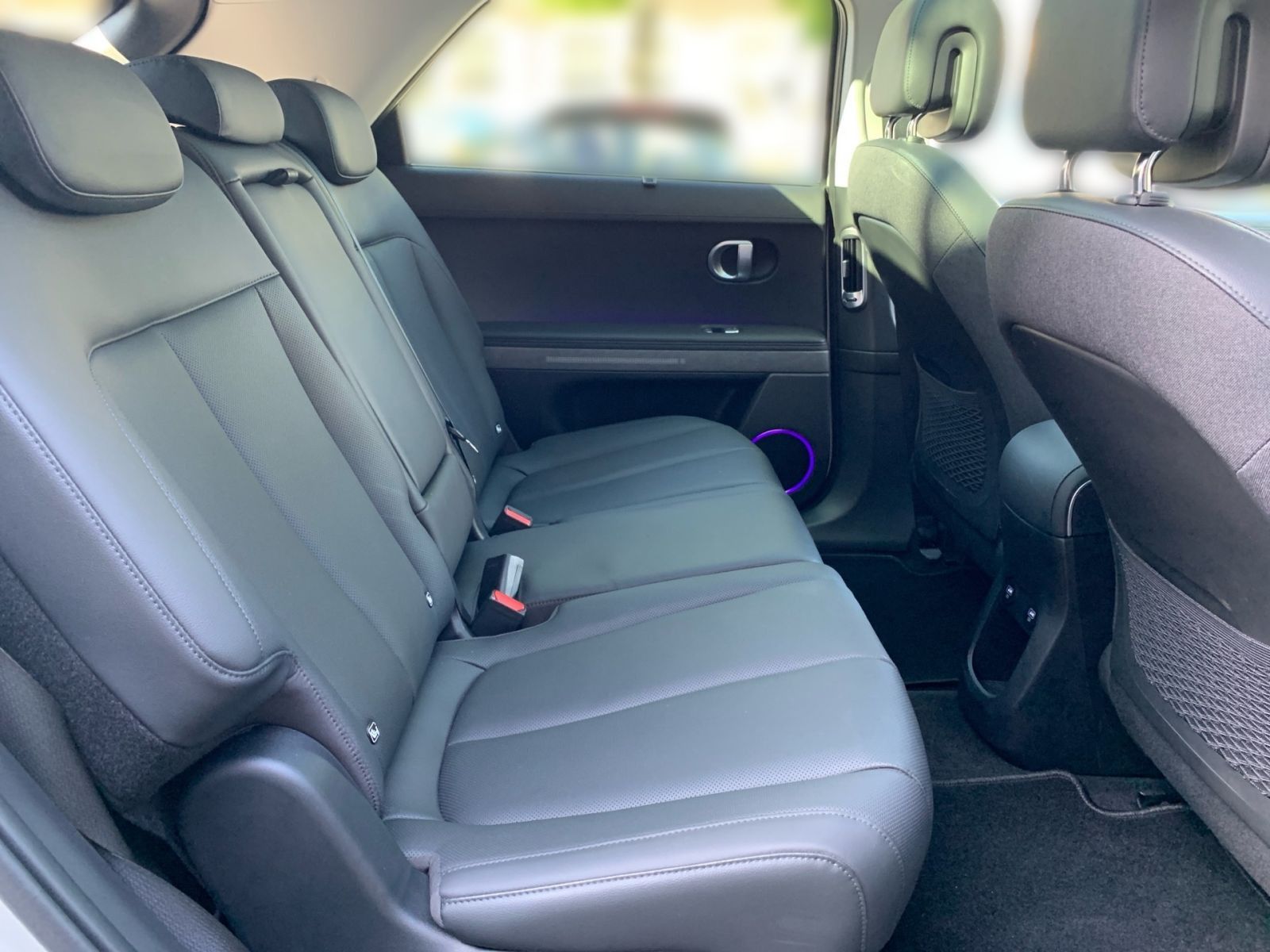 Fahrzeugabbildung Hyundai IONIQ 5 Uniq 77,4 kWh 4WD Assi 20Zoll Pano