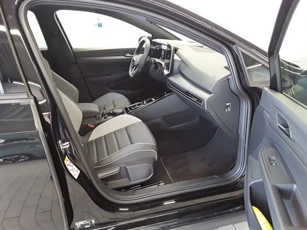 Volkswagen Golf - Bild 6