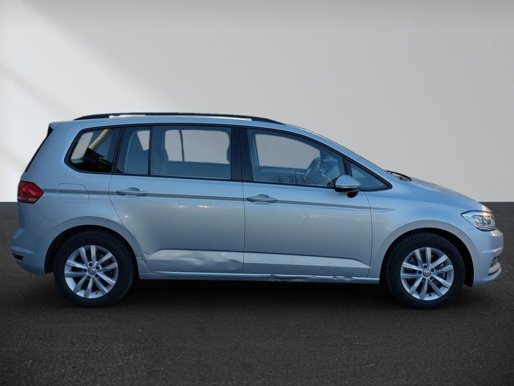 Volkswagen Touran 1.5 TSI DSG GEWERBE Allwetter ACC SHZ PDC imagem 3