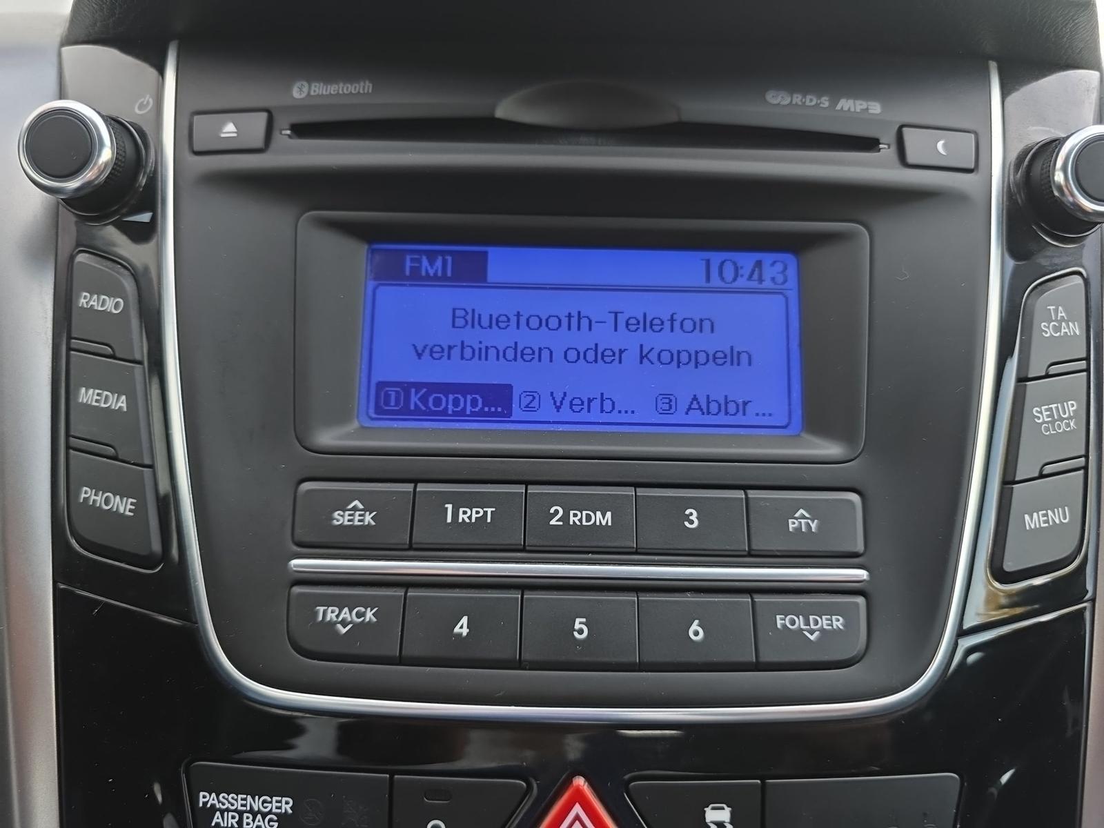 Hyundai i30 1.4 Classic Tempomat Sitzheizung Klima PDC