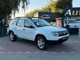 Dacia Duster I Ice 4x2 1.6*Klima*AHK*Kamera*Alu*TüvNEU - Dacia Gebrauchtwagen in Berlin