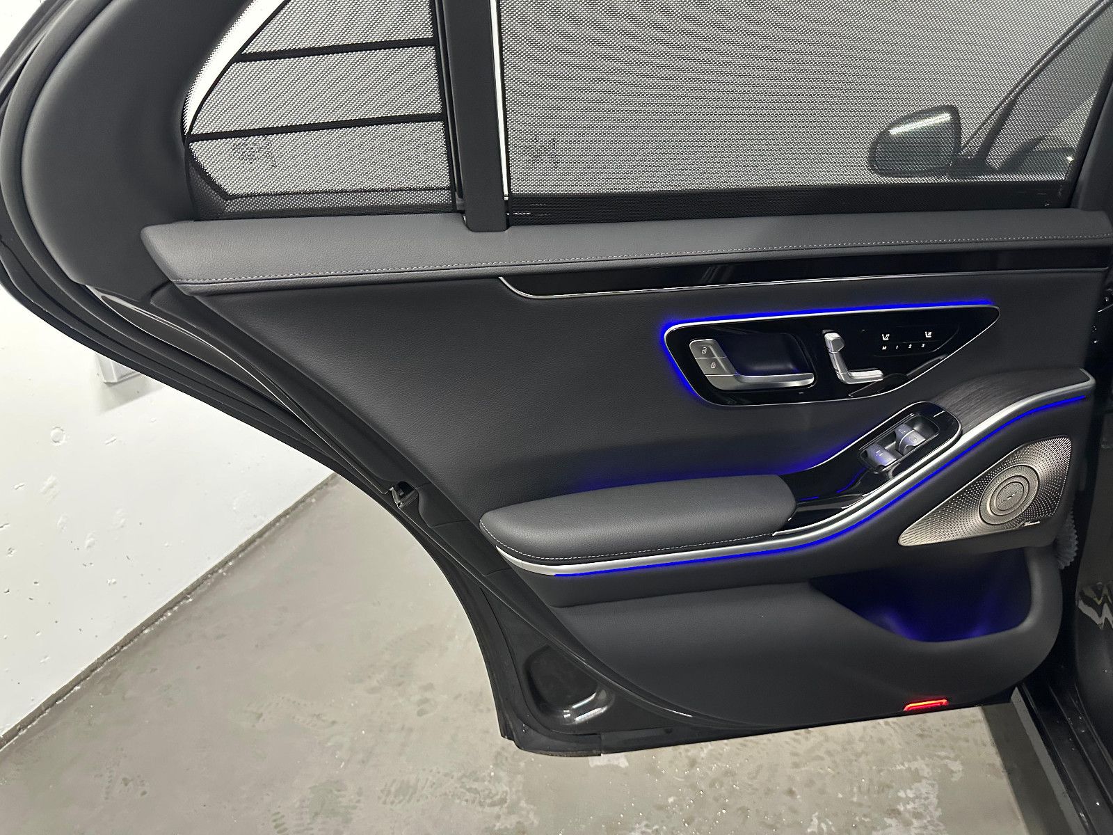 Fahrzeugabbildung Mercedes-Benz S 580 e *HEADUP*HA LENKUNG*SITZKLIMA*