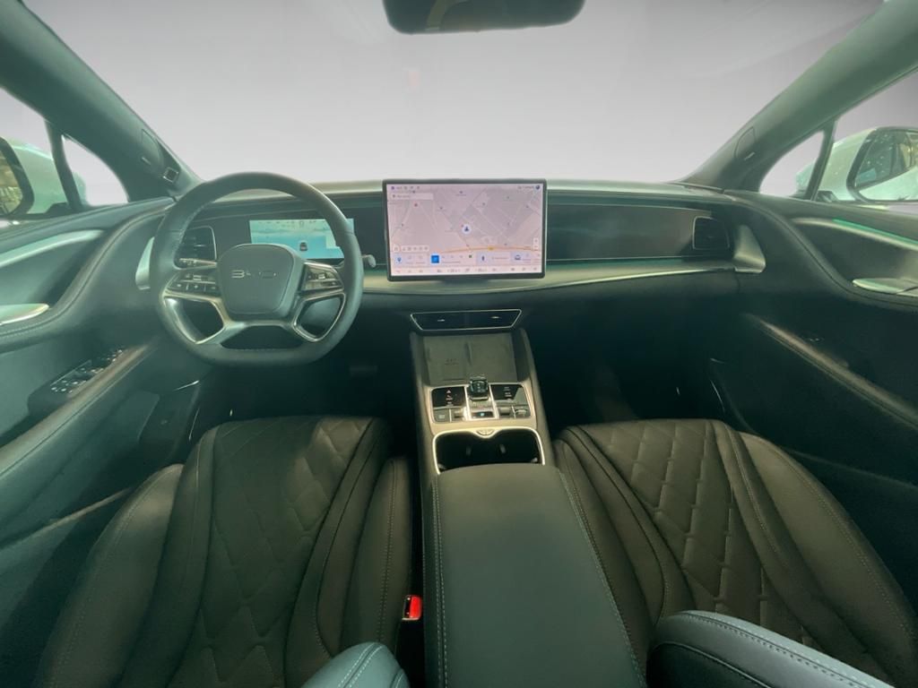 BYD SEALION 7