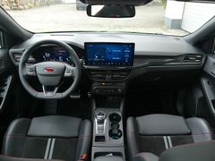 FORD Focus Lim. ST X*Pano*