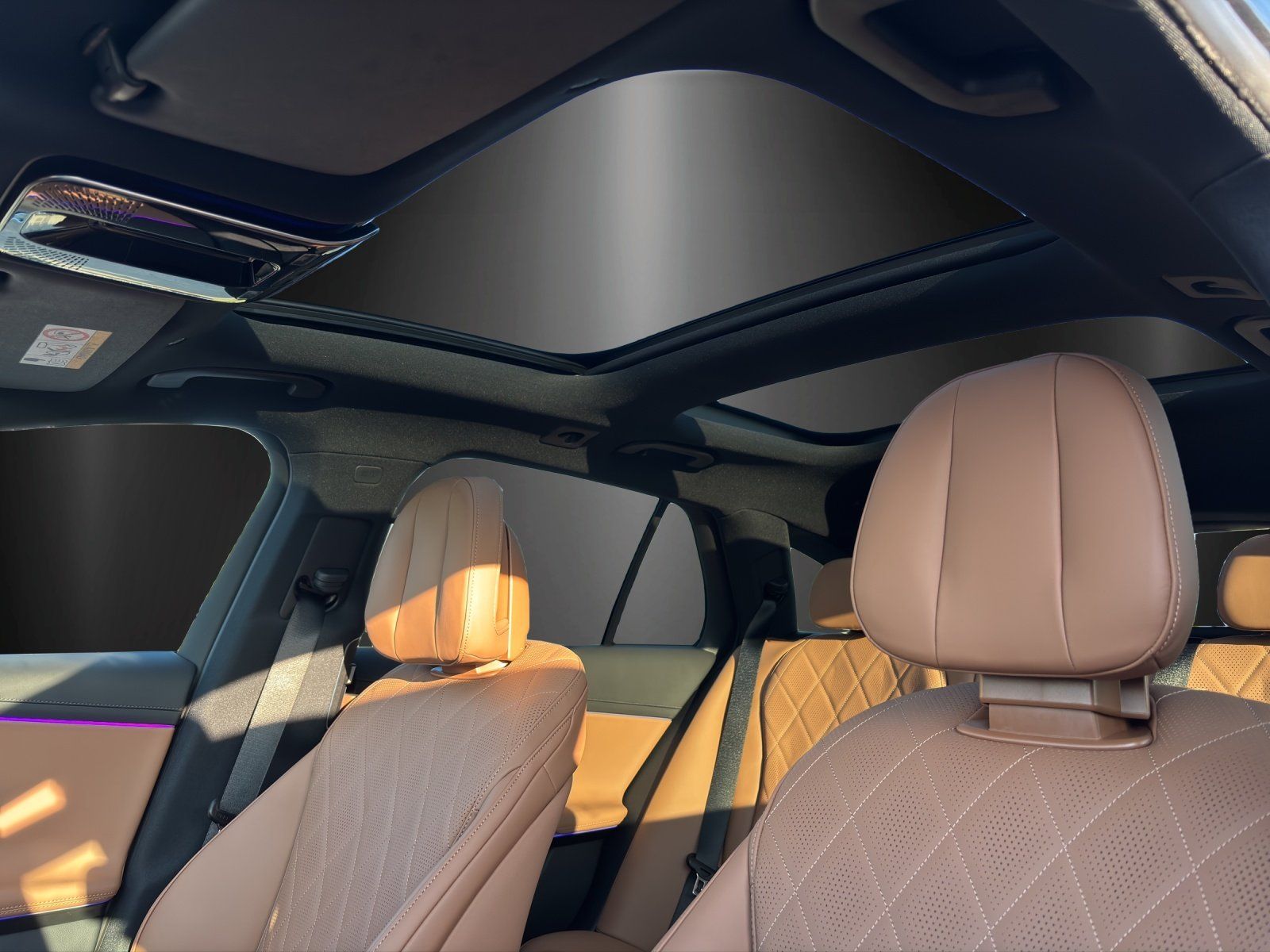 Fahrzeugabbildung Mercedes-Benz E 450 d 4M T *VOLL* DIGLIGHT STANDHZG 360° AHK