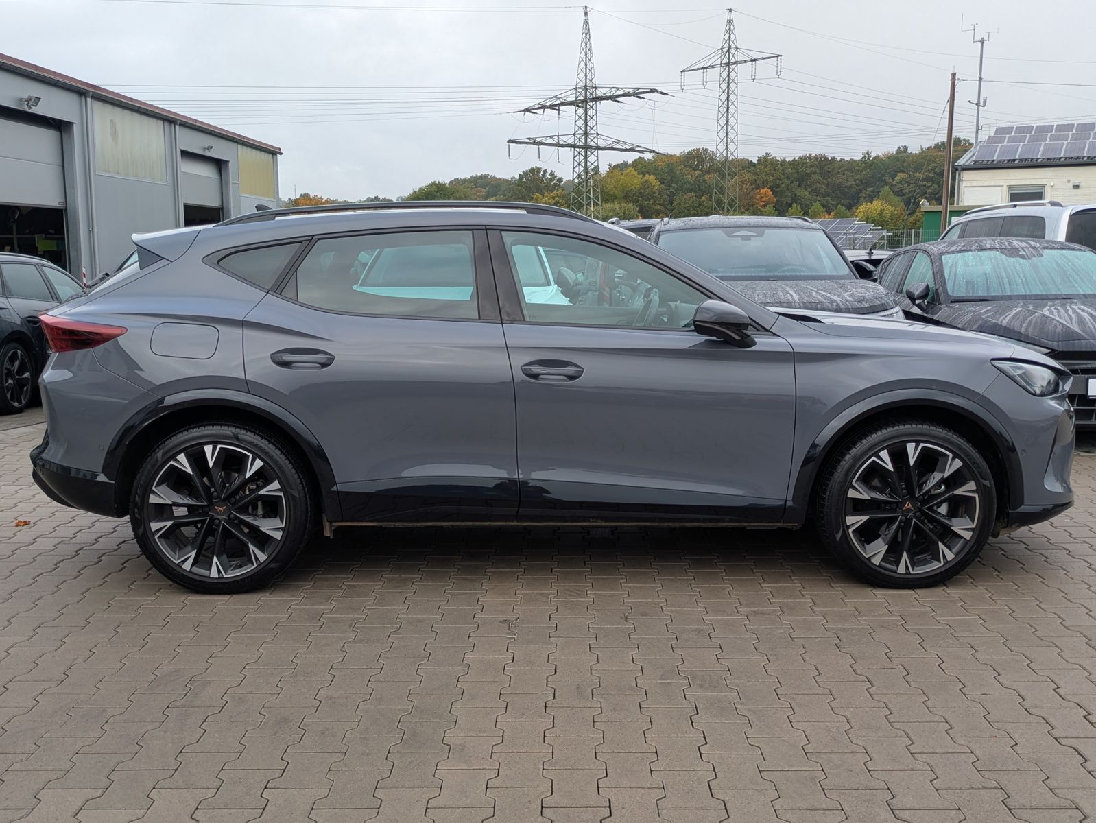 Fahrzeugabbildung CUPRA Formentor 1.5 eTSI PANO*MATRIX*SENNH.*DINAM*360°