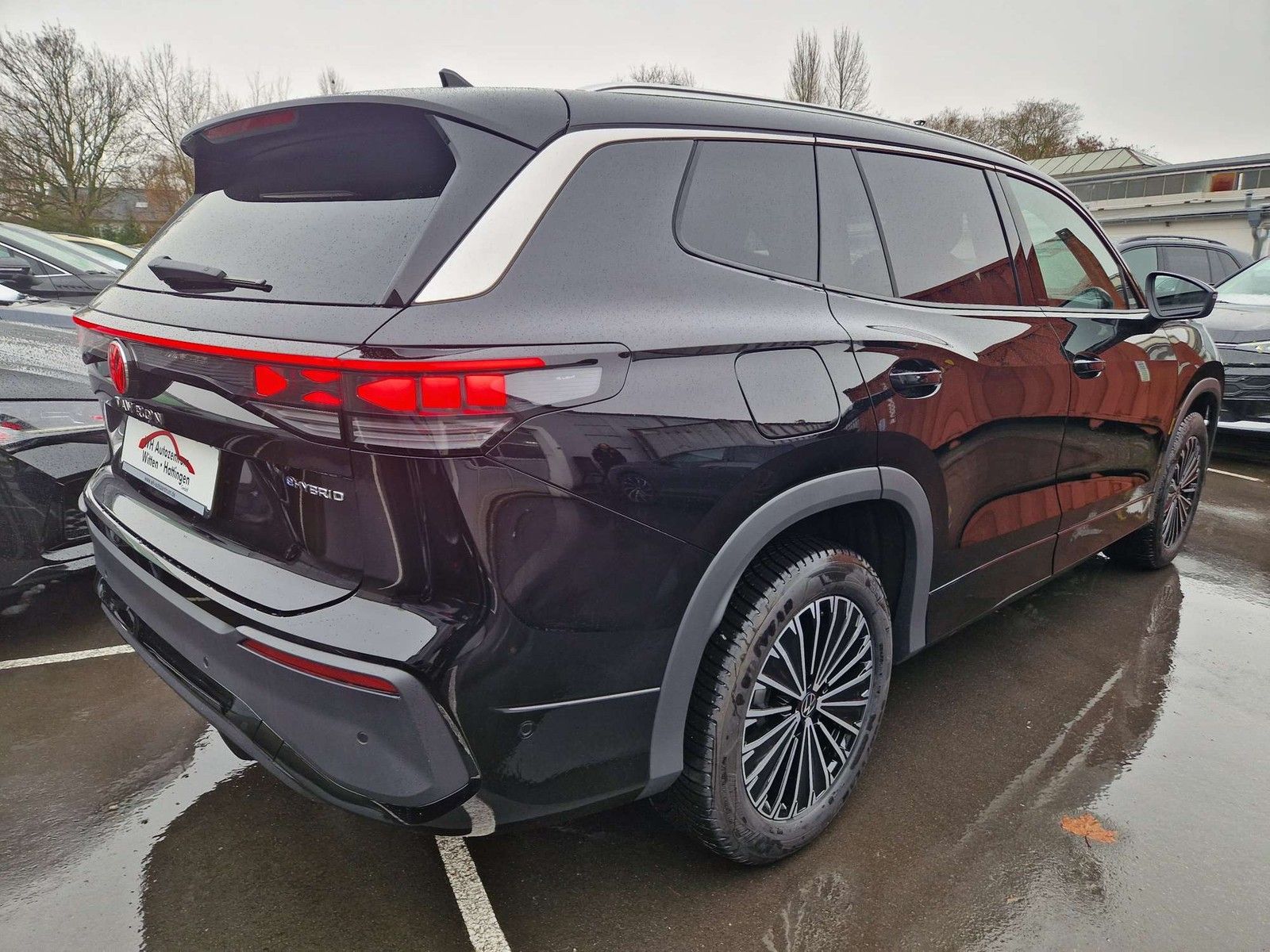 Volkswagen Tayron 1,5 eHybrid DSG Life PANORAMA AHK REARVIE imagem 2