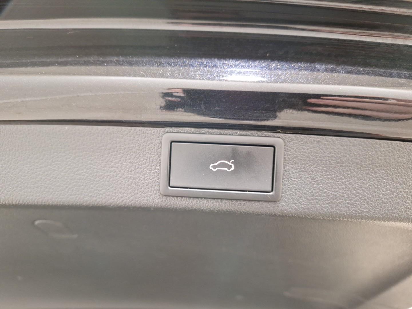 SKODA OCTAVIA 2.0 TDI DSG RS 200CH - MATRIX-LED SCHEINWERFE - VIRTUAL COCKPIT - SYSTÈME DE NAVIGATION - MATRIX-LED