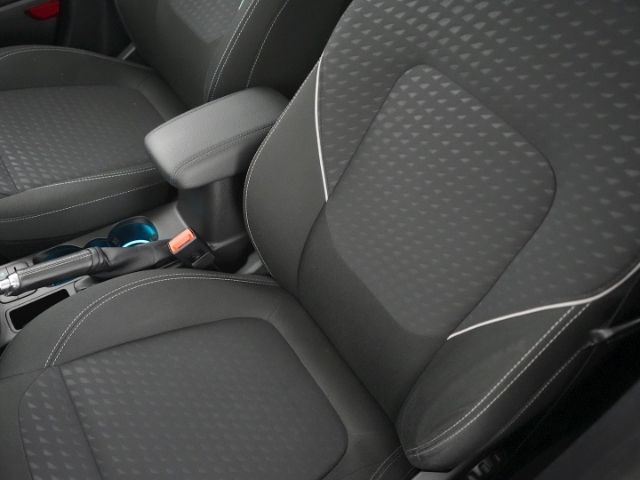 Fiesta TITANIUM+SITZ-/LENKRADHEIZUNG+PARKPILOT H