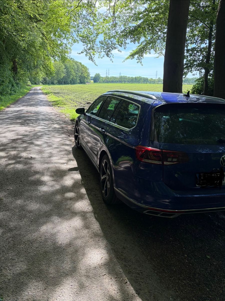 VW Passat 2.0 TDI SCR DSG R-Line R-Line