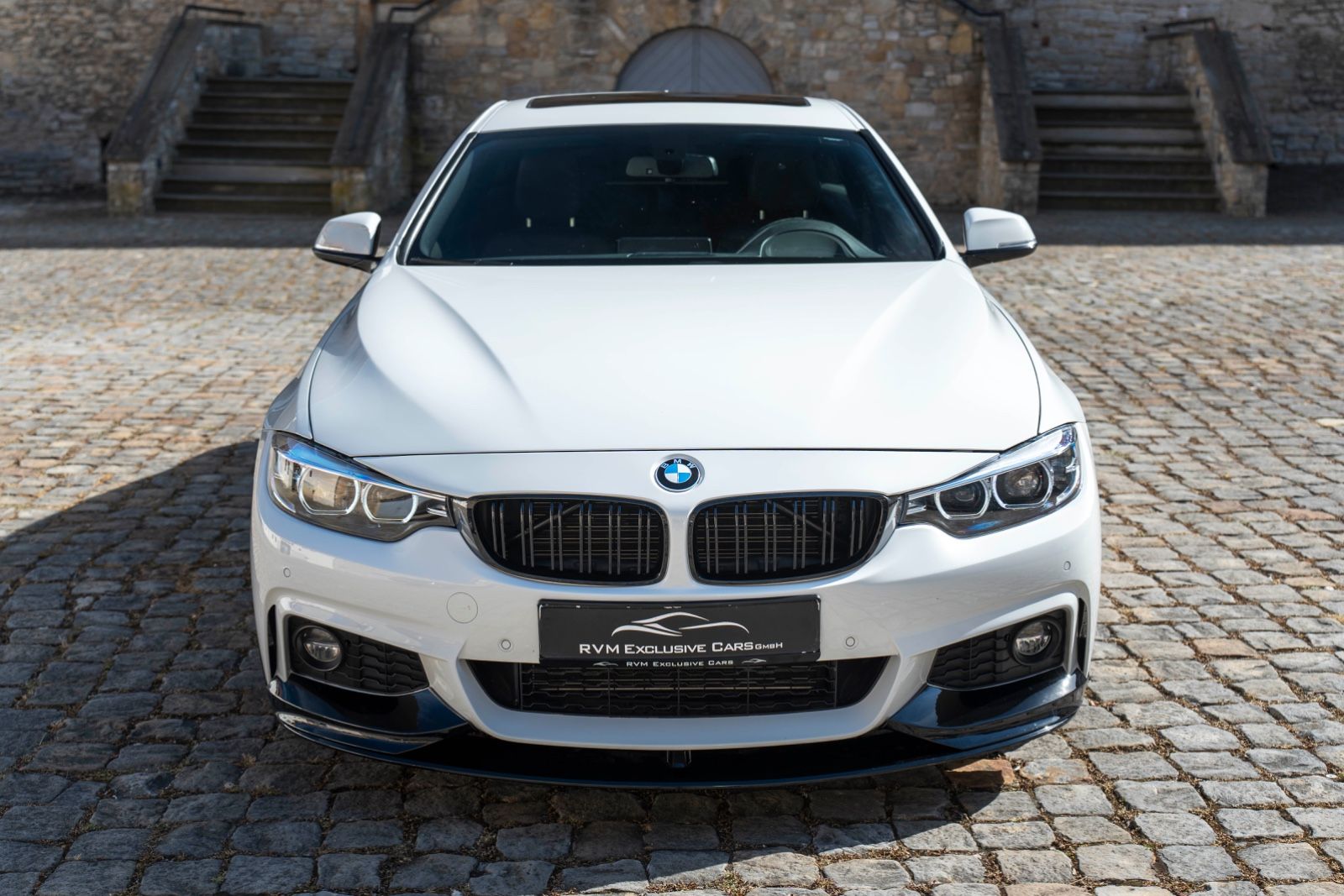Fahrzeugabbildung BMW 440GC M-Performance H&K HUD LED KAM CARPLAY TOTW