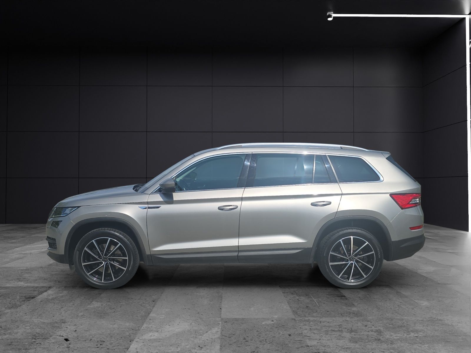 Fahrzeugabbildung SKODA Kodiaq Style 4x4 LED Navi ACC AHK DCC SHZ