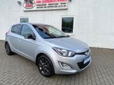 Hyundai i20 FIFA World SILVER Edition/KLIMA/SITZH/1-HAND - Hyundai i20 aus 2015