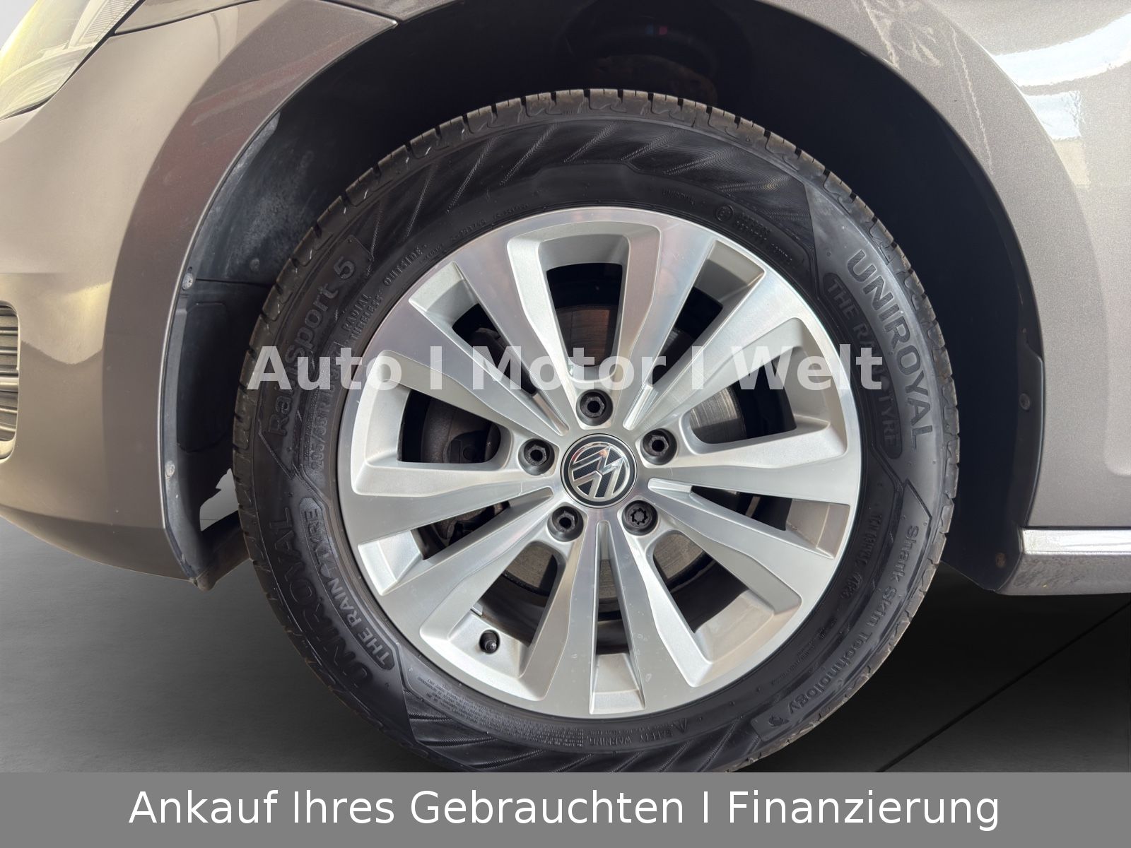 Fahrzeugabbildung Volkswagen Golf VII Lim. Comfortline BMT 1.HAND ALU/KLIMA