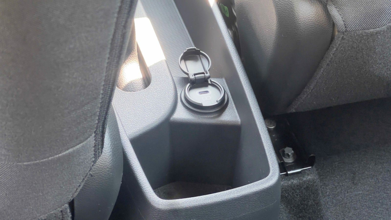 Fahrzeugabbildung Hyundai i10 1.0 Trend *Klima*Navi*CarPlay*PDC*RFKamera*