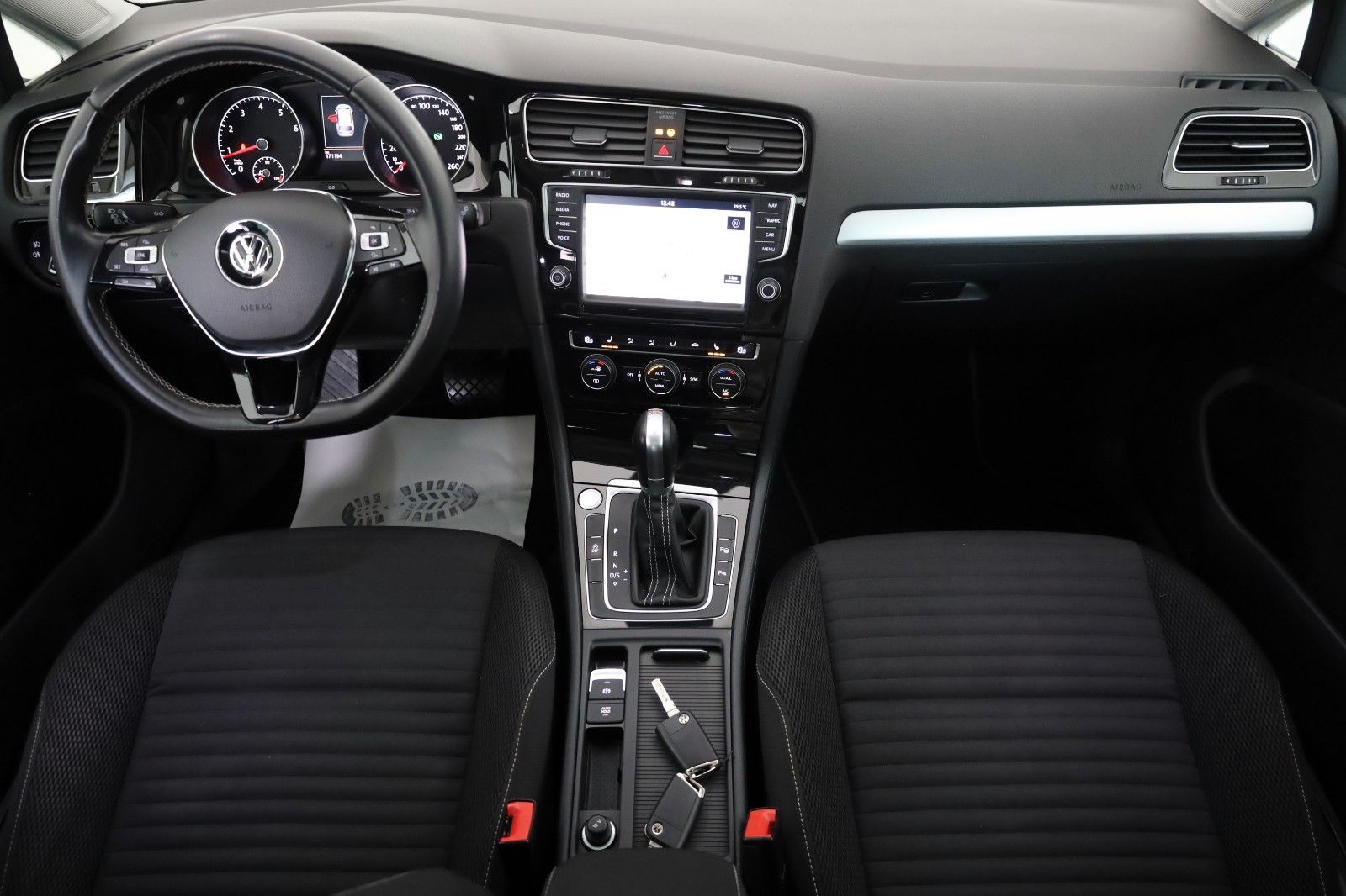 Fahrzeugabbildung Volkswagen Golf VII Variant Cup BMT Navi,Kamera,SH,Panorama