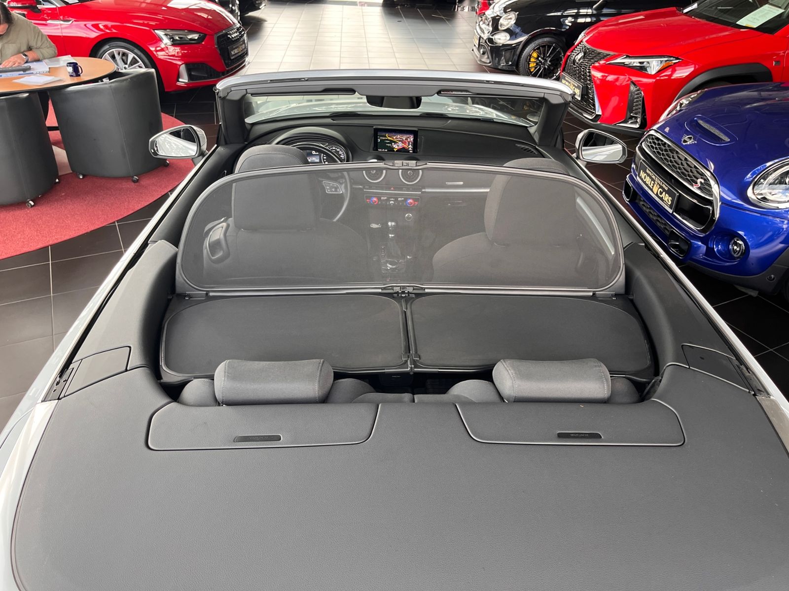 Fahrzeugabbildung Audi A3 Cabriolet Sport 35 TFSI S tronic AHK NAVI LED
