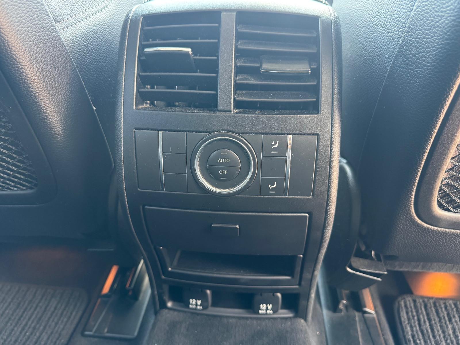 Mercedes-Benz ML350 2005 — photo 18