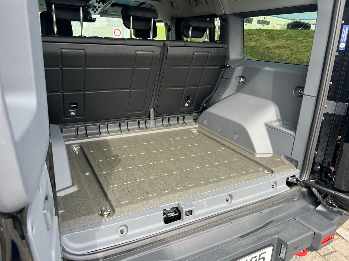 Fahrzeugabbildung INEOS Grenadier Station Wagon Base