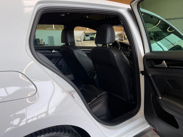 MYAUTOCENTER – Gebraucht- und Jahreswagen mit Werkstattservice in Pfaffenhofen Volkswagen Golf VII Lim. GTD BMT *Kamera*Klima*PDC*