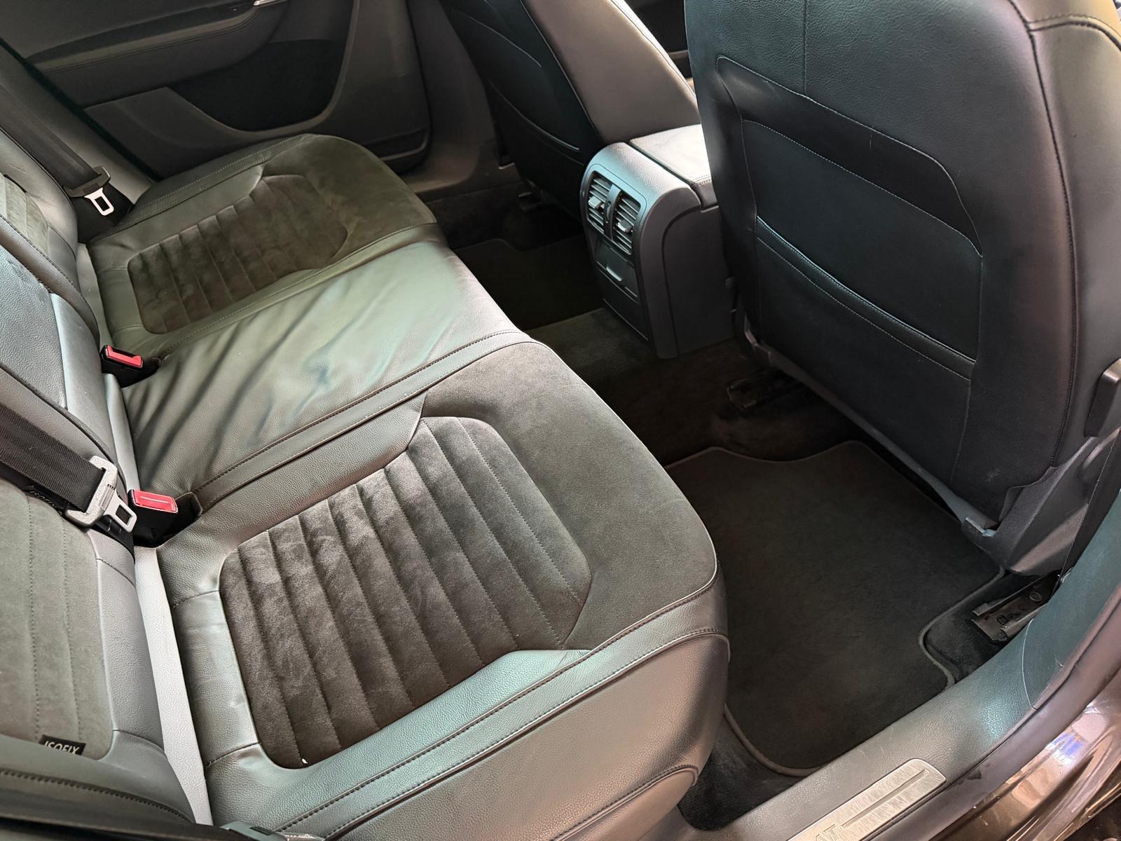 Volkswagen Passat 2011 — photo 12