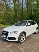 Audi Q5 2.0 TDI 140kW S Tronic Quattro - S Line Paket - Autos in Frankfurt (Main): 5.2