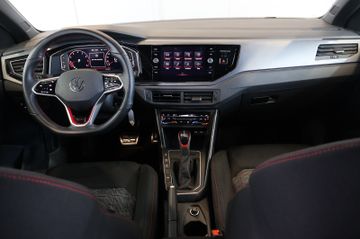 Volkswagen Polo VI 2.0 TSI GTI MATRIX+LANE+CARPLAY
