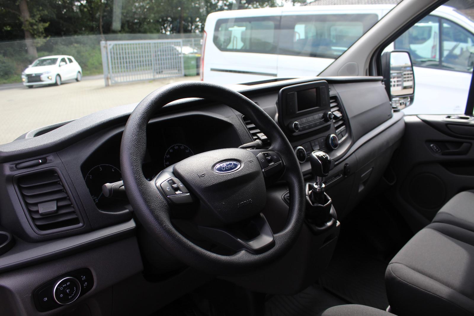 Ford Transit Custom Kombi 320 L1 (9 Sitzer)
