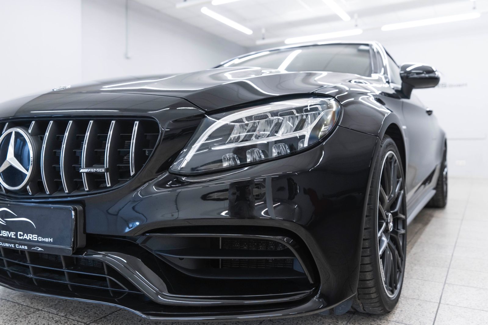 Fahrzeugabbildung Mercedes-Benz C 63 CABRIO AMG LED BURMESTER NAV KAM TOTW