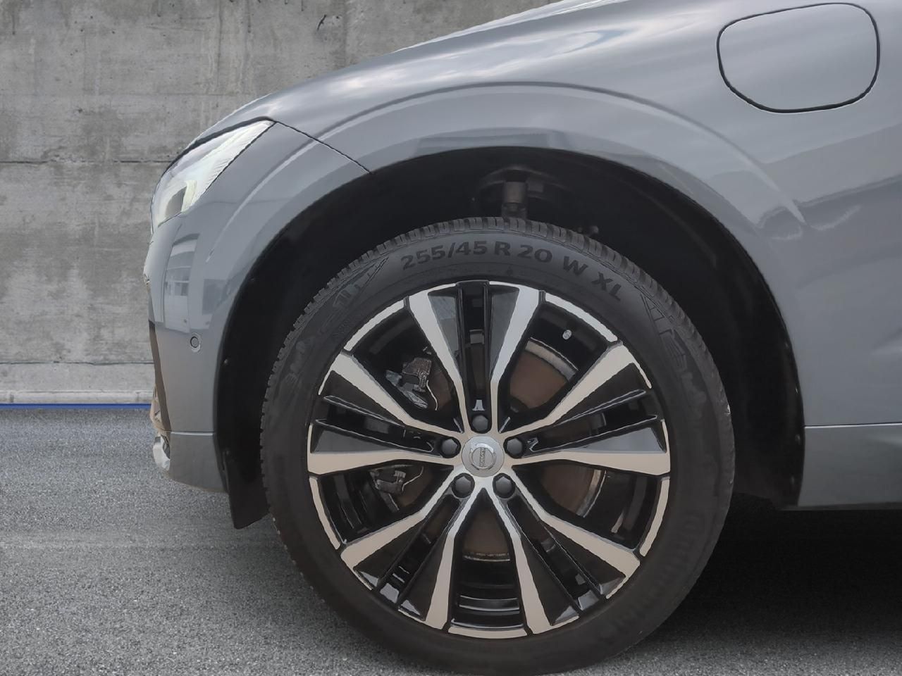Fahrzeugabbildung Volvo XC60 T8 AWD Ultimate Dark Plug-In Hybrid