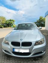 BMW Auto BMW 3er 318i - BMW aus 2009: 3er