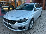 Fiat Tipo 1.6 MultiJet  Lounge SHZ Automatik  DCT - silberne Fiat Tipo