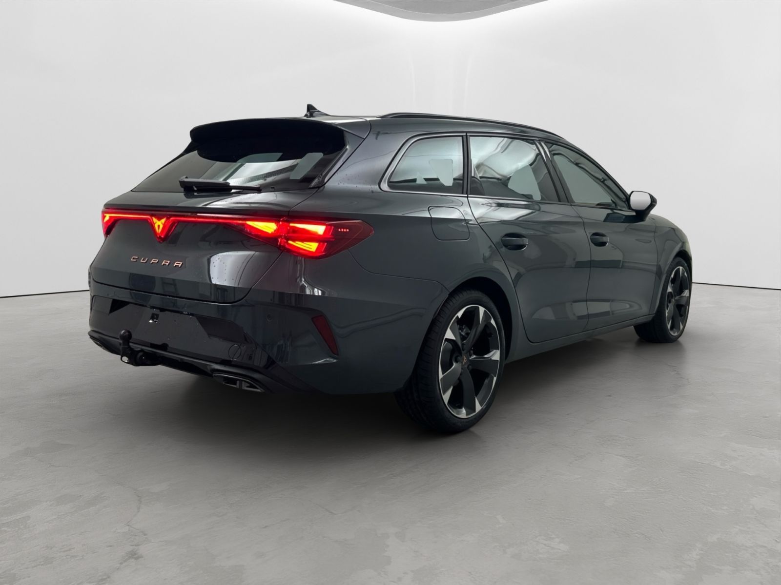 Cupra Leon ST 1.5eTSI DSG 10KM! AHK ACC EDGE foto 3