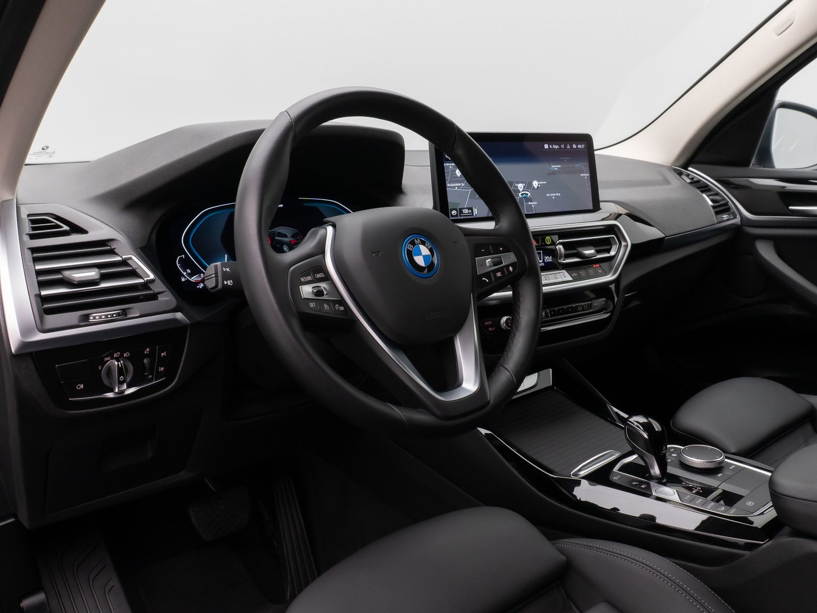 Fahrzeugabbildung BMW X3 xD30e Laser Kamera HUD DAB HiFi AHK Komfort