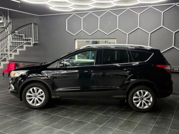 Ford Kuga - 2